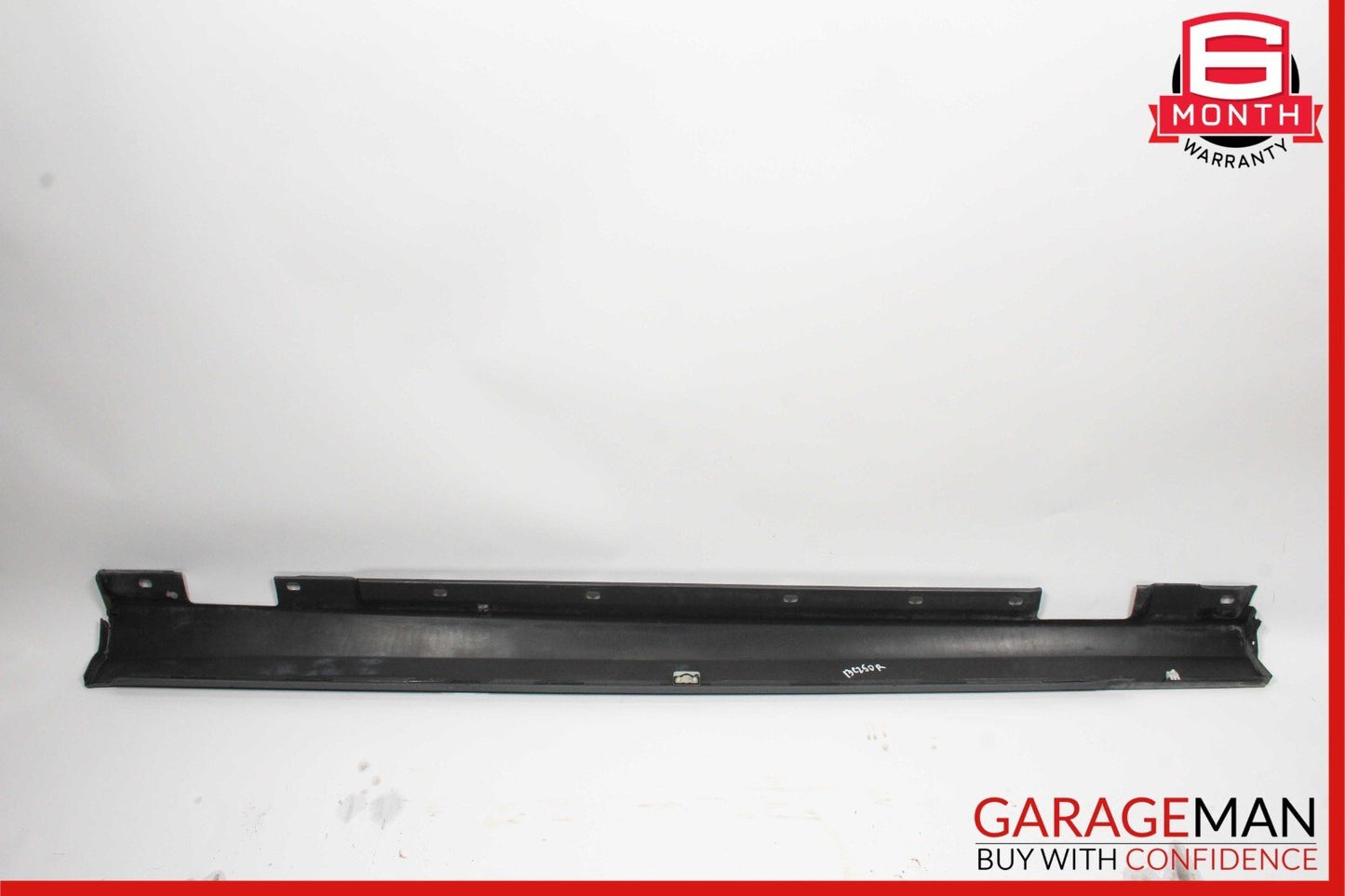 08-14 Mercedes W204 C300 Base Right Rocker Panel Side Skirt Molding Cover Gray