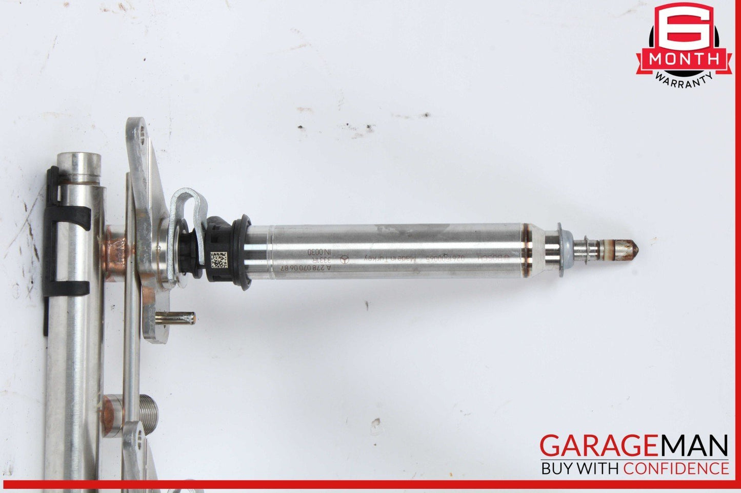 12-18 Mercedes X166 GL450 GL550 Fuel Injector Rail Left Side 2780703395 OEM