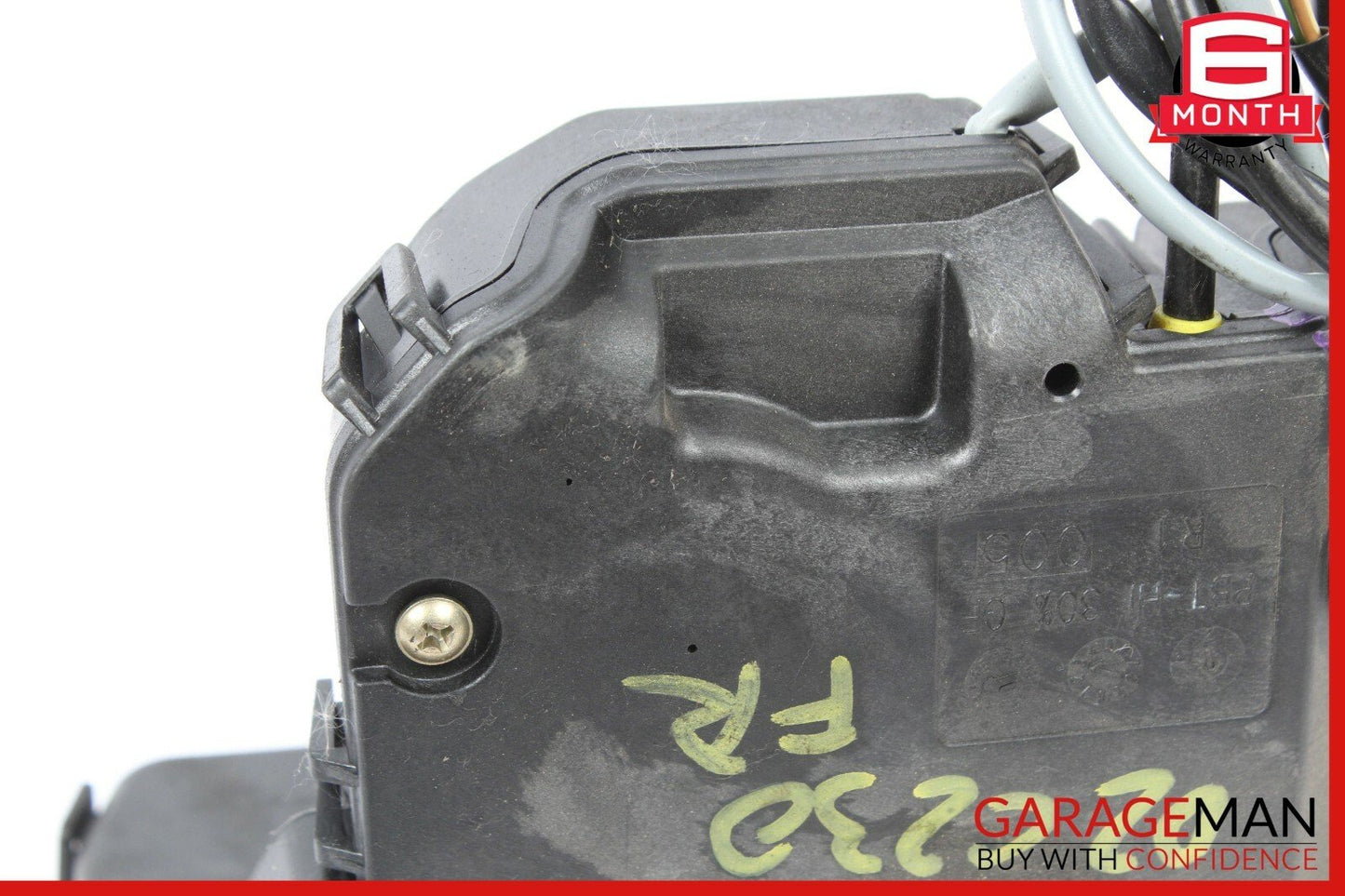 02-05 Mercedes W203 C230 C320 Coupe Front Right Side Door Lock Latch Actuator