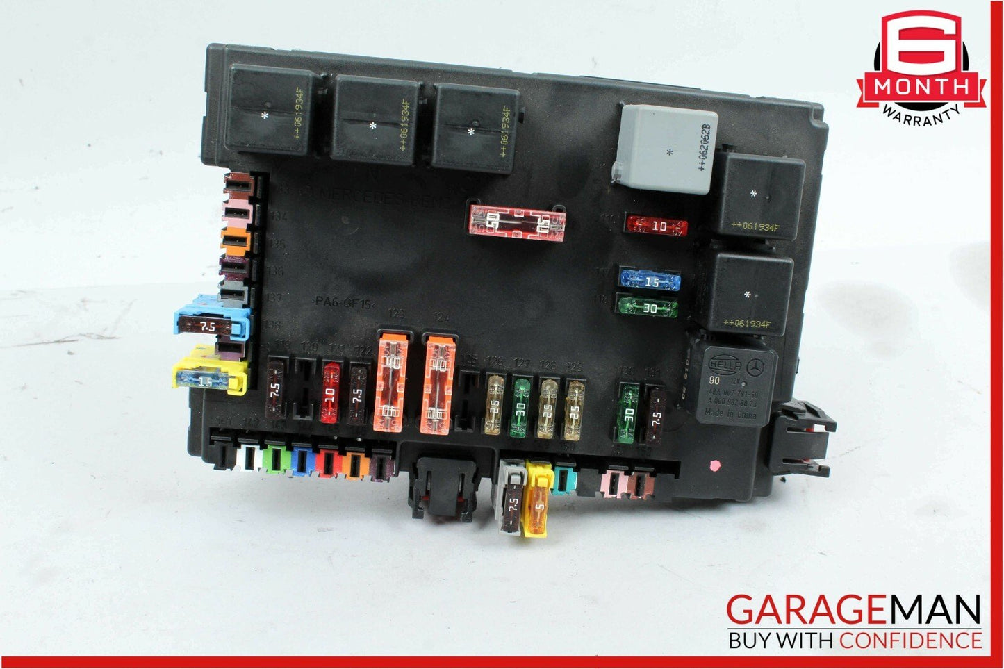 07-13 Mercedes W221 S550 CL550 Rear Trunk Fuse Box Relay Block 2215403050 OEM