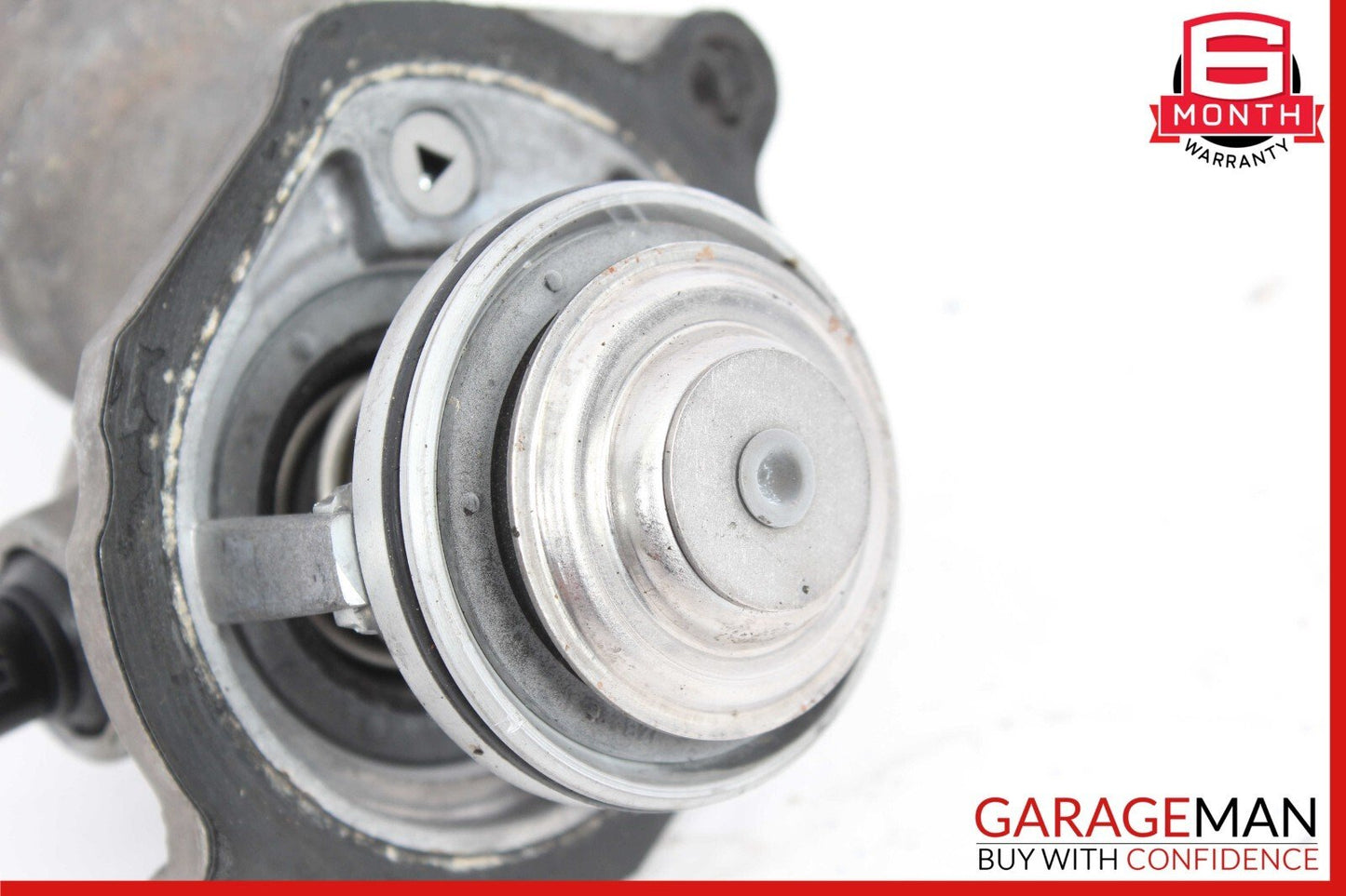 05-15 Mercedes W203 C230 C300 E350 Engine Coolant  Housing Thermostat OEM