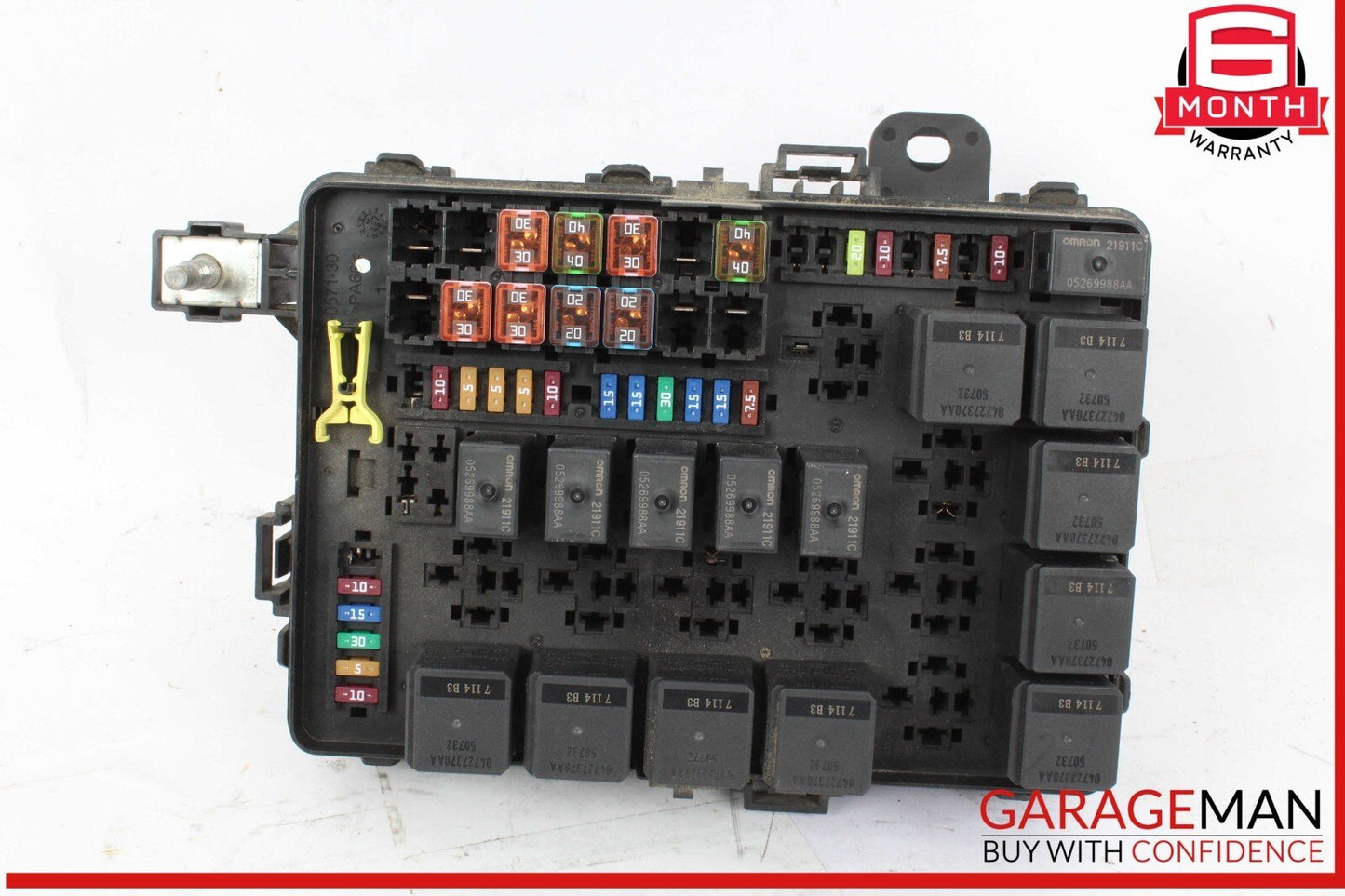 17-20 Maserati Levante M161 Relay Junction Fuse Box 670101390 OEM