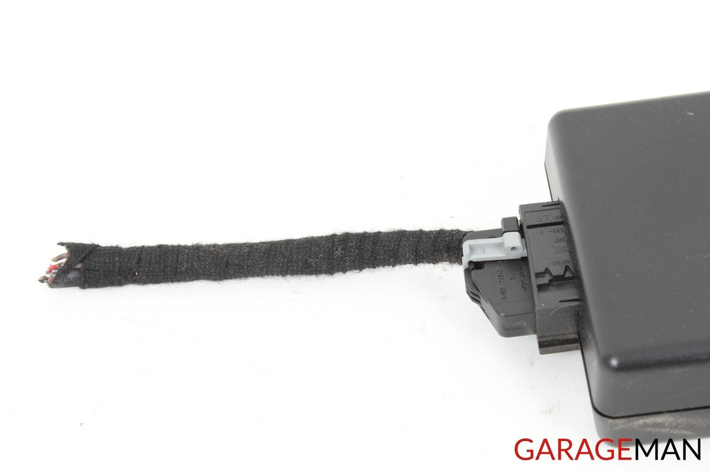 08-11 Mercedes W204 C63 AMG iPod Interface Computer Control Module 0048270345