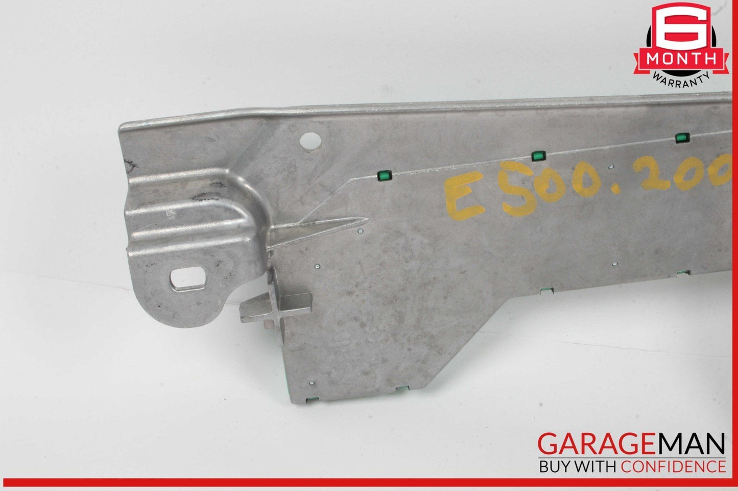 03-09 Mercedes W211 E500 CLS550 Rear Antenna Amplifier Booster OEM
