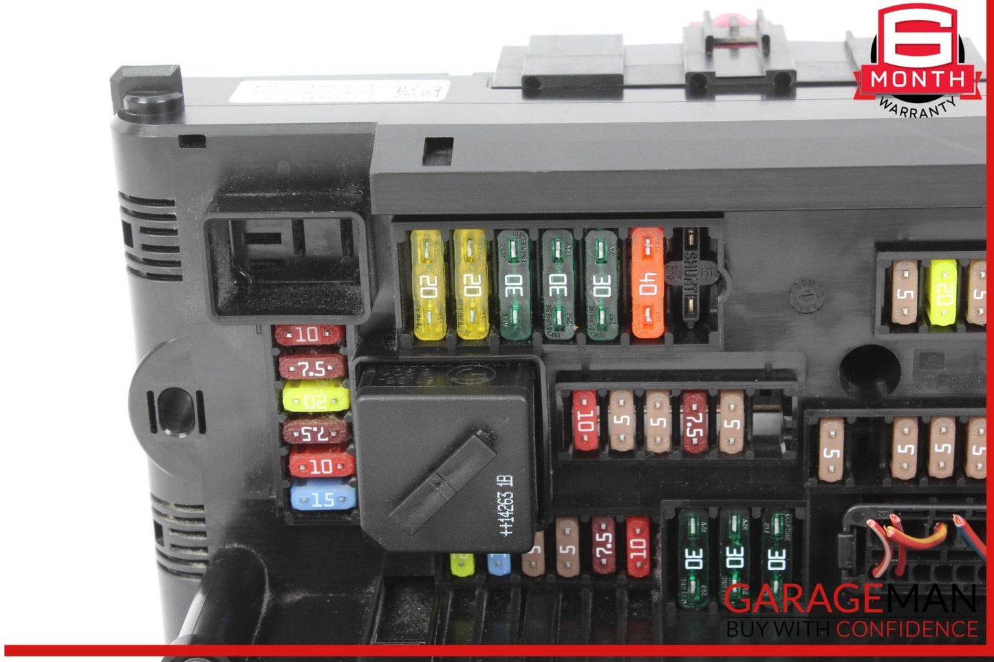 11-16 BMW 528i 535i 550i F10 Front Power Distribution Fuse Box Module OEM