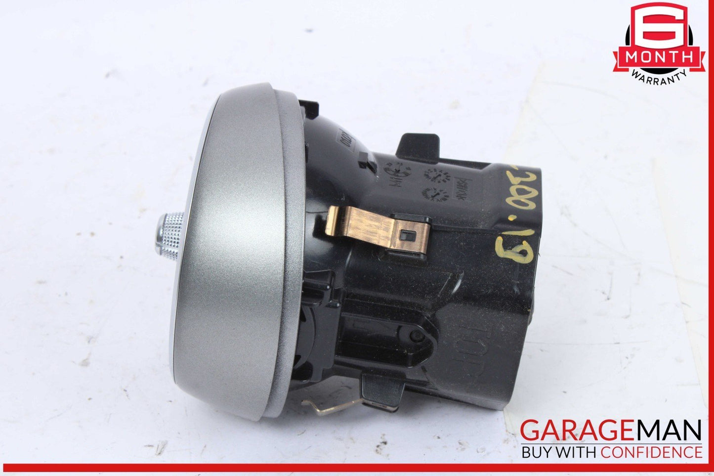 15-20 Mercedes W205 C300 GLC43 AMG Center Dash Dashboard Air A/C Vent OEM