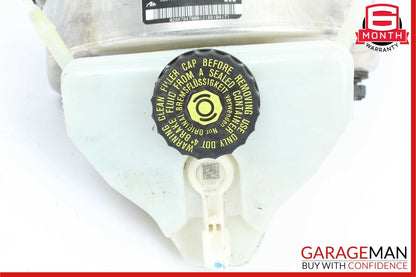 15-18 Mercedes W205 C300 C400 Power Brake Booster Master Cylinder Reservoir Assy