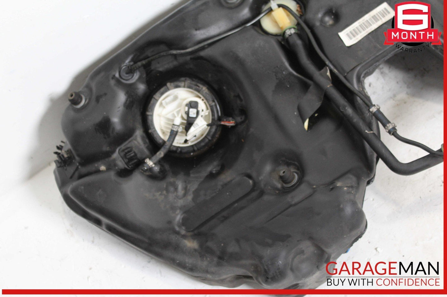 04-11 Mercedes W211 E320 4MATIC Fuel Tank Reservoir Assembly 2114703901 OEM