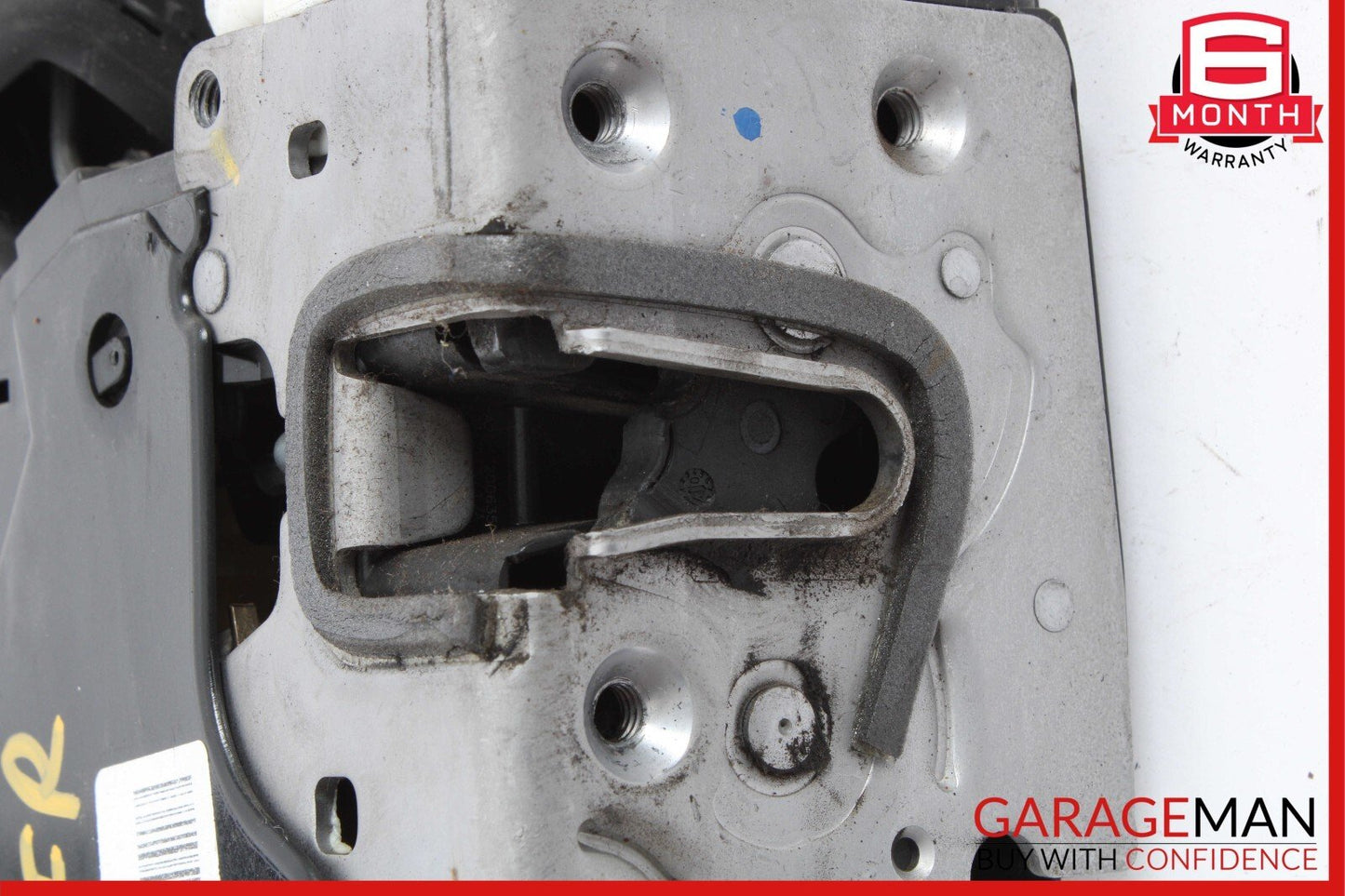 08-14 Mercedes W204 C300 C350 C250 C63 AMG Front Right Door Lock Latch Actuator
