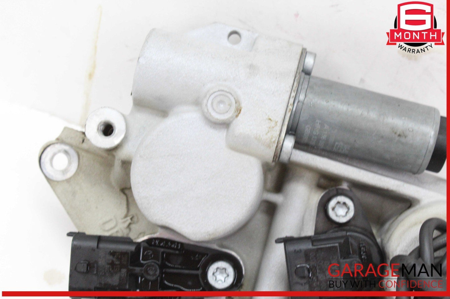 07-15 Mercedes W219 CLS63 AMG Right Side Camshaft Adjuster Cover w/ Valve OEM