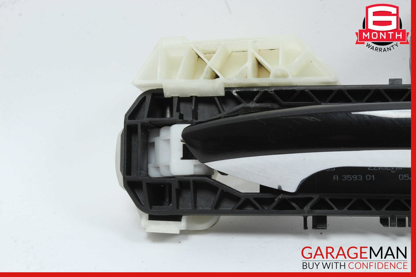 14-18 Mercedes W117 CLA250 Front Right Exterior Door Handle Keyless Go OEM