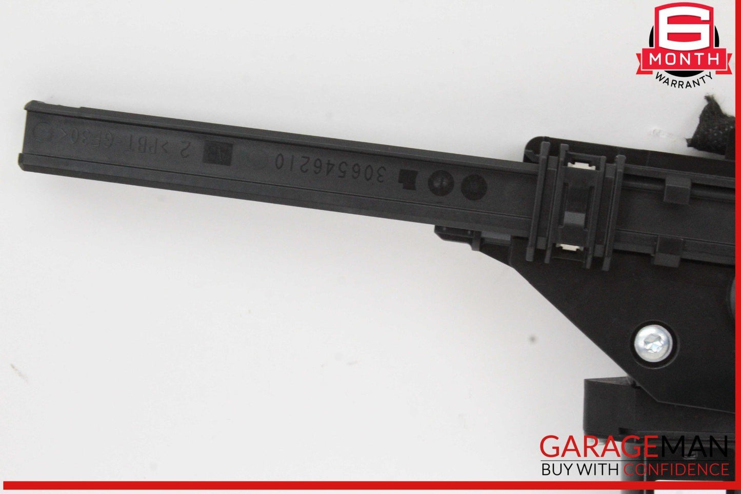 10-17 Mercedes W207 E350 E550 Front Right Side Seat Belt Feeder Retractor OEM