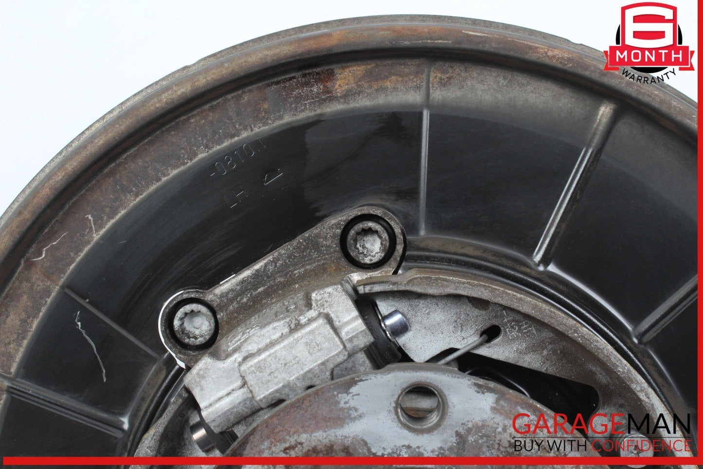 11-17 Porsche Cayenne / Touareg Rear Right Passenger Side Knuckle Spindle OEM