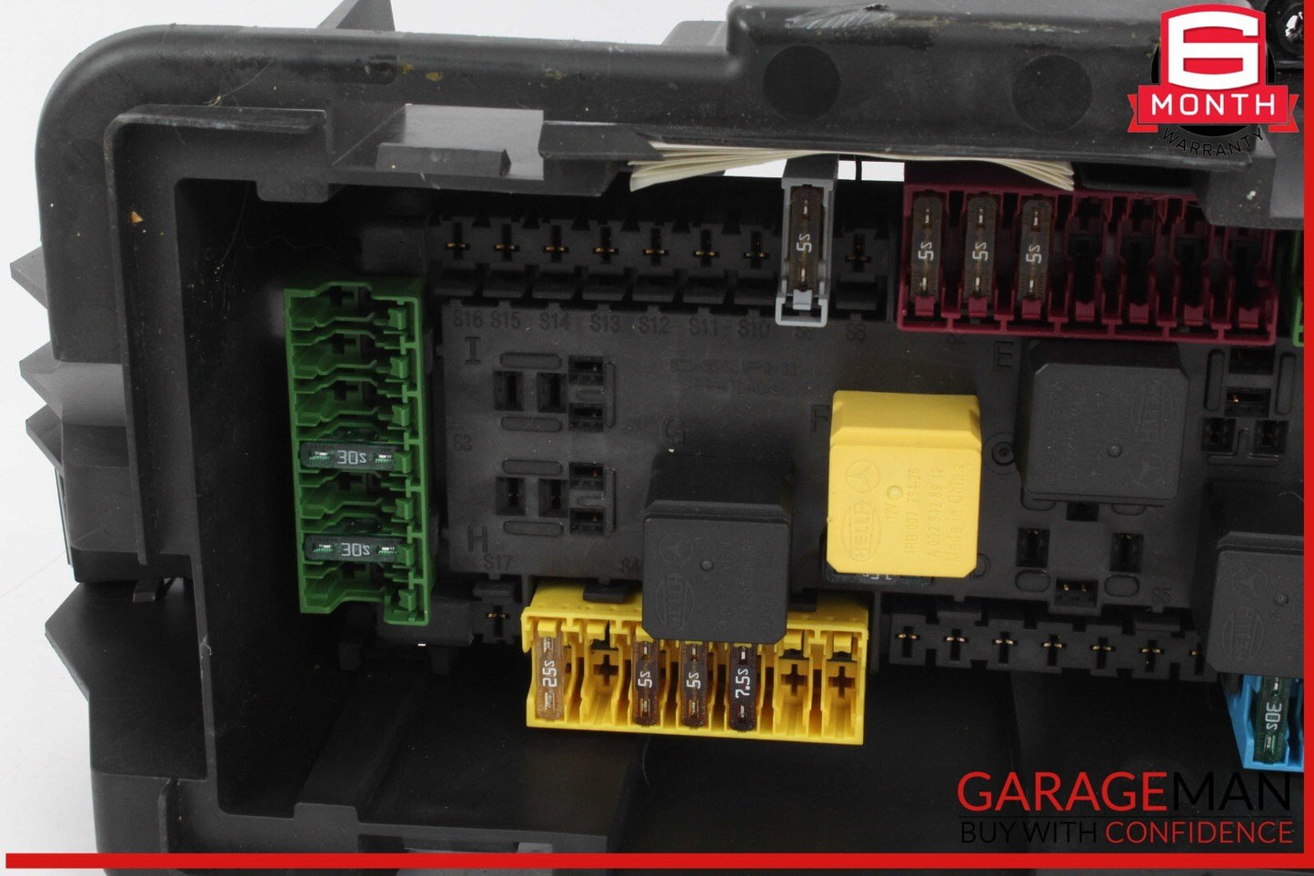 12-16 Mercedes X166 GL450 GL550 ML550 Rear Relay Fuse Box 1669063901 OEM