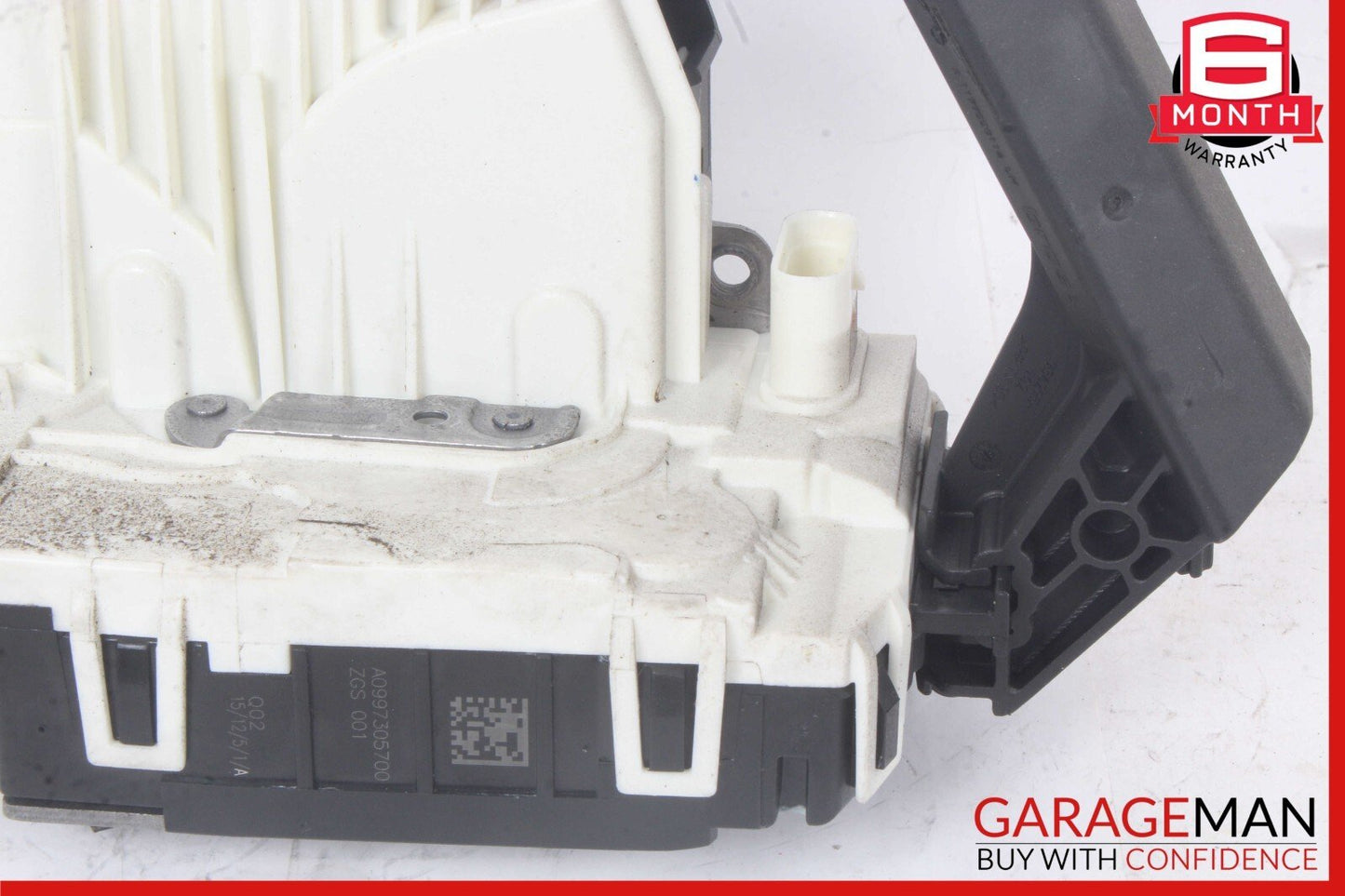 14-20 Mercedes W117 CLA250 Rear Left Driver Side Door Lock Latch Actuator OEM