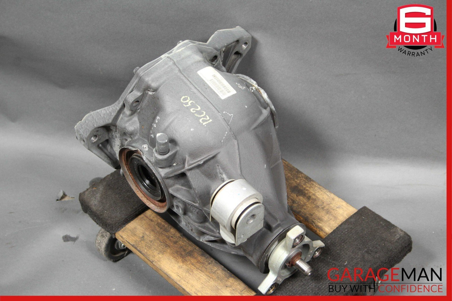 10-16 Mercedes C250 SL400 E350 Rear Differential Diff Axle Carrier 3.07 RWD