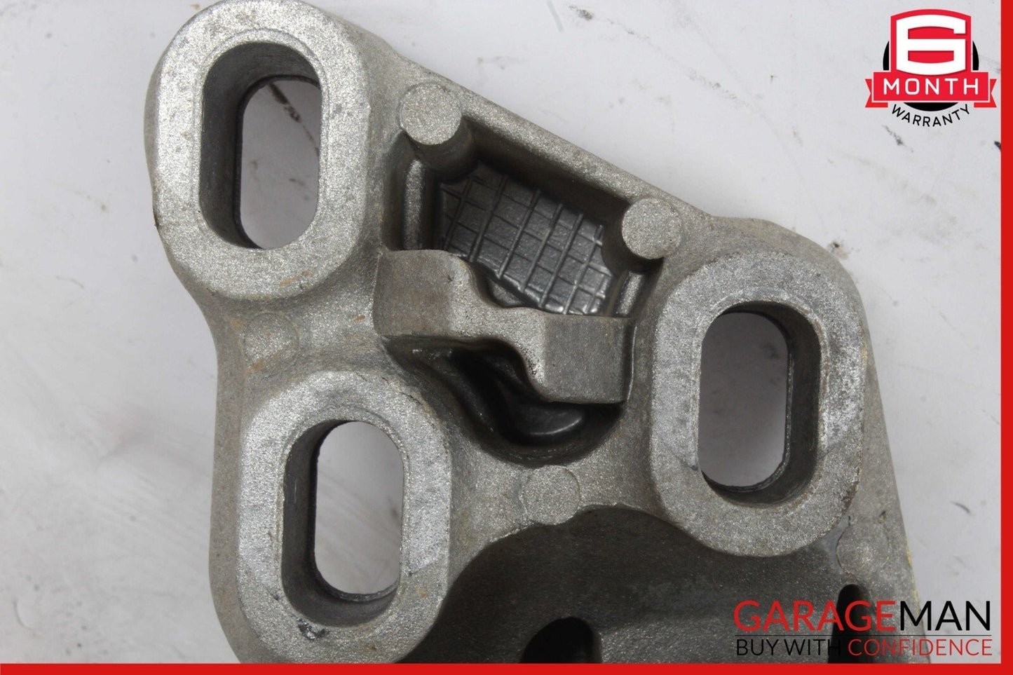 14-18 Mercedes W117 CLA250 2.0L Rear Left Side Transmission Mount Bracket OEM