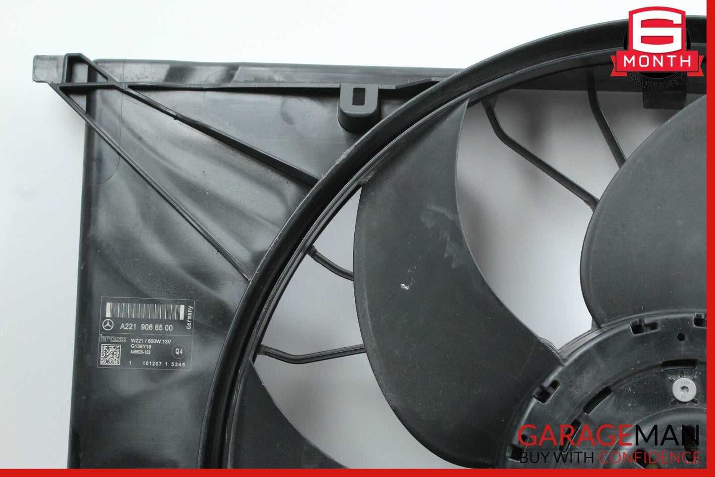 07-13 Mercedes W221 S400 S550 Engine Cooling Fan Motor Assembly 2215000993 OEM