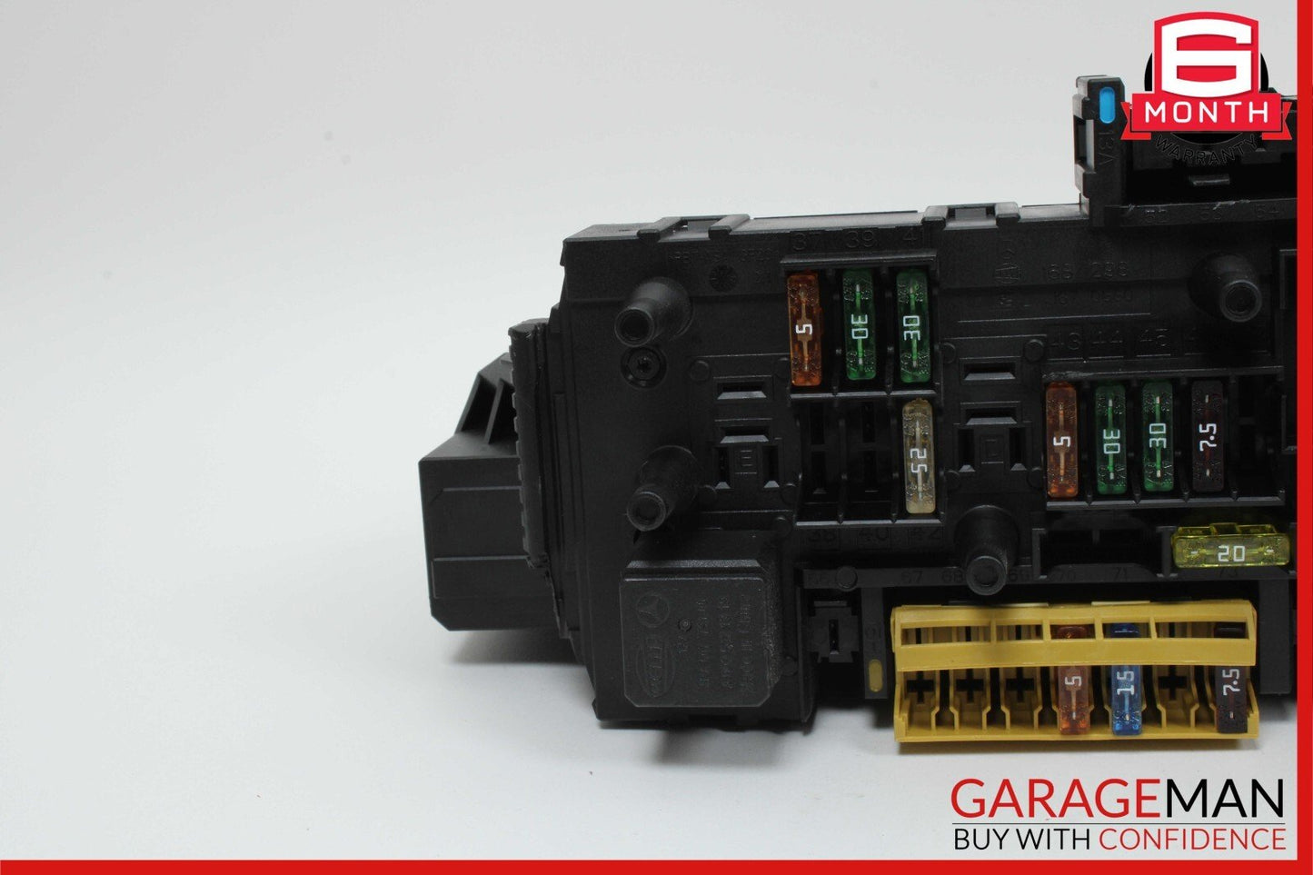 12-14 Mercedes W204 C250 C350 C63 AMG Rear SAM Module Relay Fuse Box Assembly