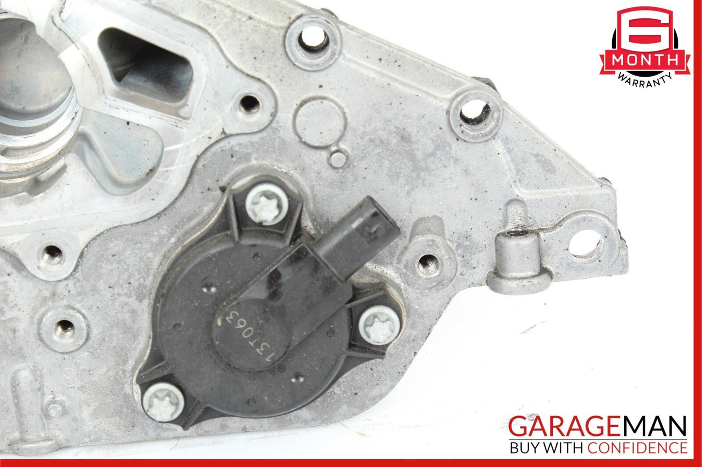 12-15 Mercedes W204 C250 SLK250 1.8L Engine Motor Valve Cover