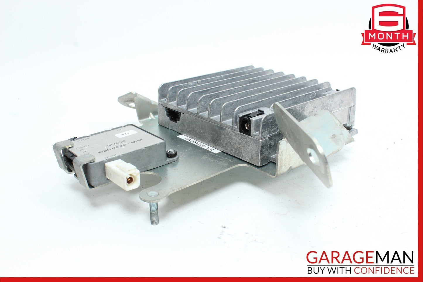 00-06 Mercedes SL500 S55 CLK55 AMG Antenna Amplifier Booster Assembly