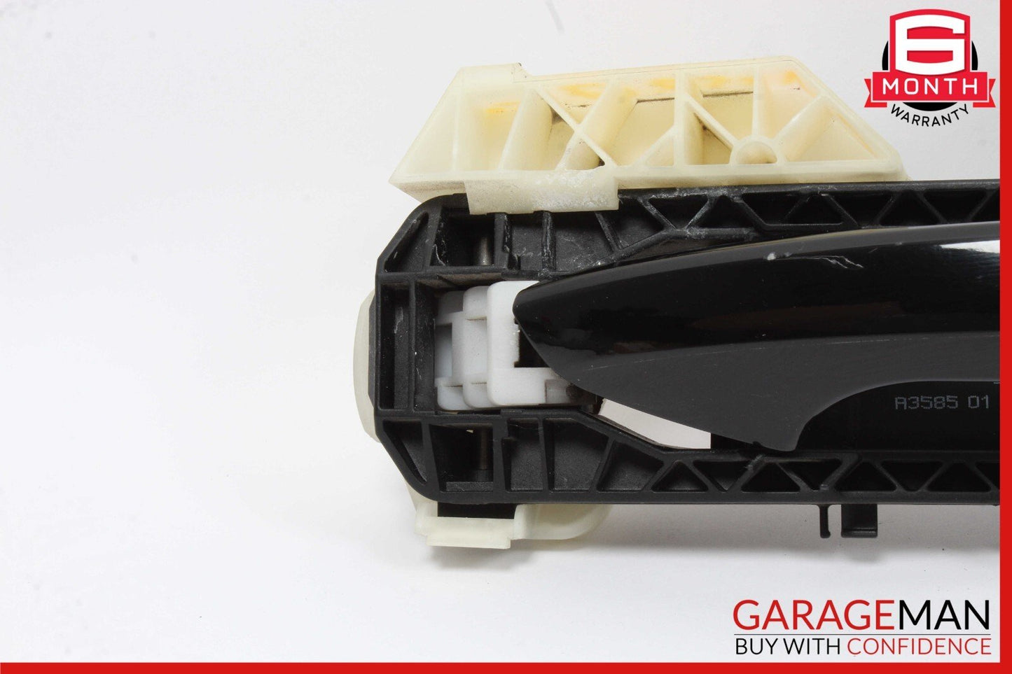 12-20 Mercedes W117 CLA250 GLK350 Right Side Exterior Door Handle OEM