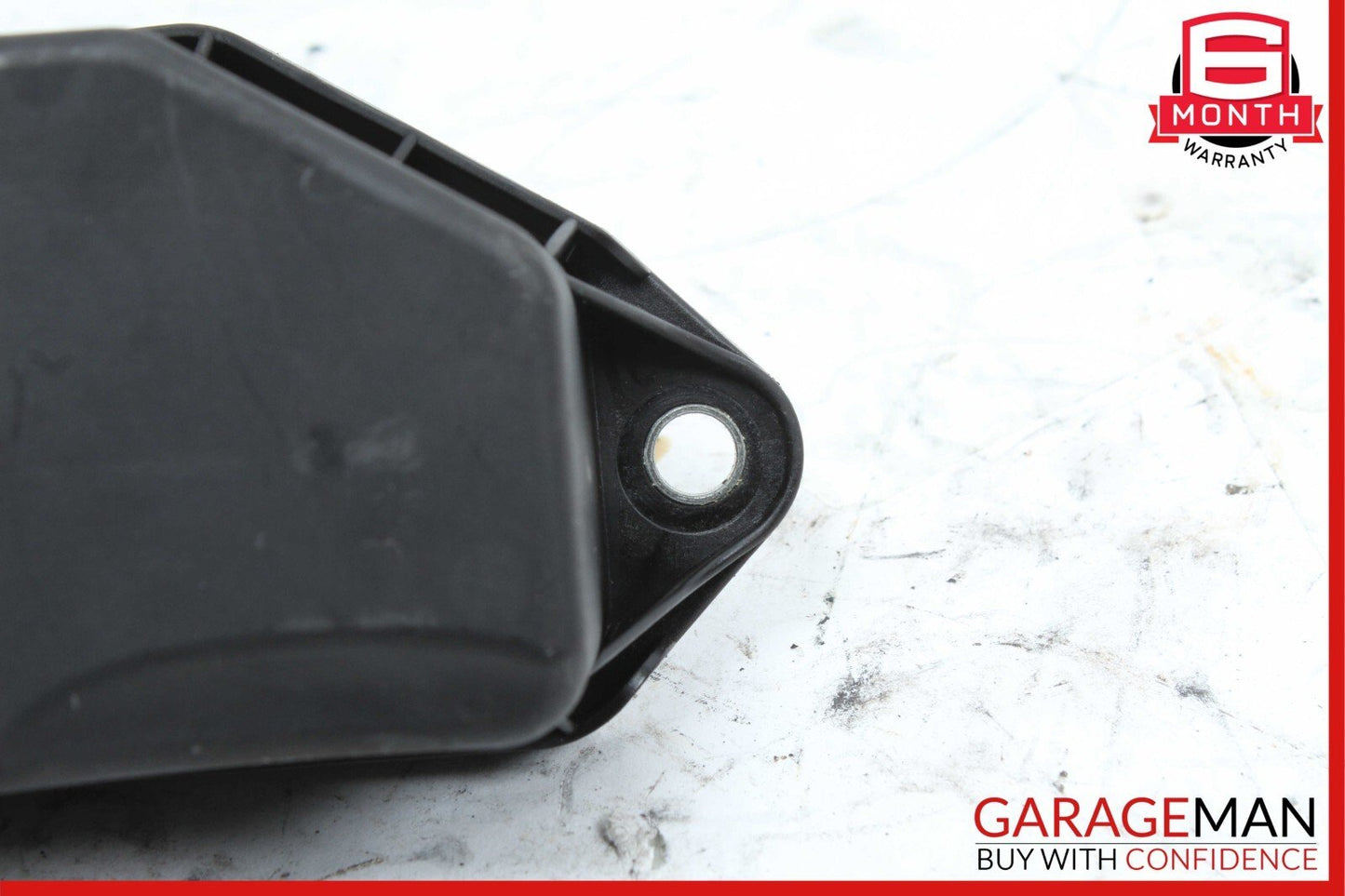06-15 Mercedes W212 E350 C300 Engine Oil Separator Cover 2720160134 OEM