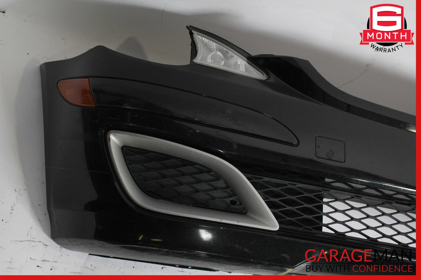 06-10 Mercedes W251 R320 R350 R63 AMG Front Bumper Cover Panel Assembly White
