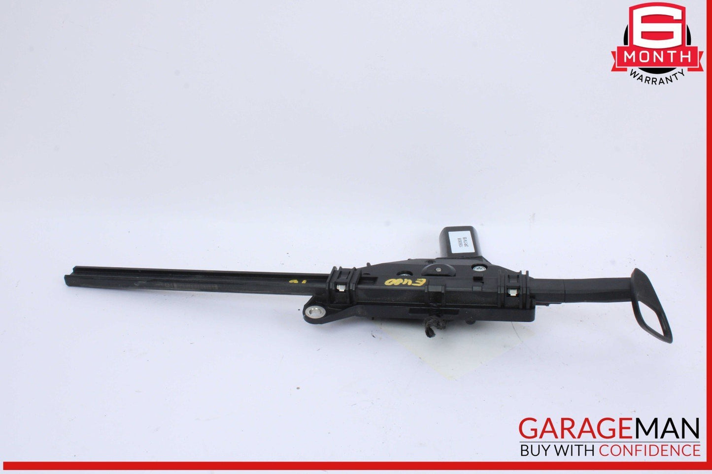 10-17 Mercedes W207 E400 E550 Front Right Side Seat Belt Feeder Retractor OEM