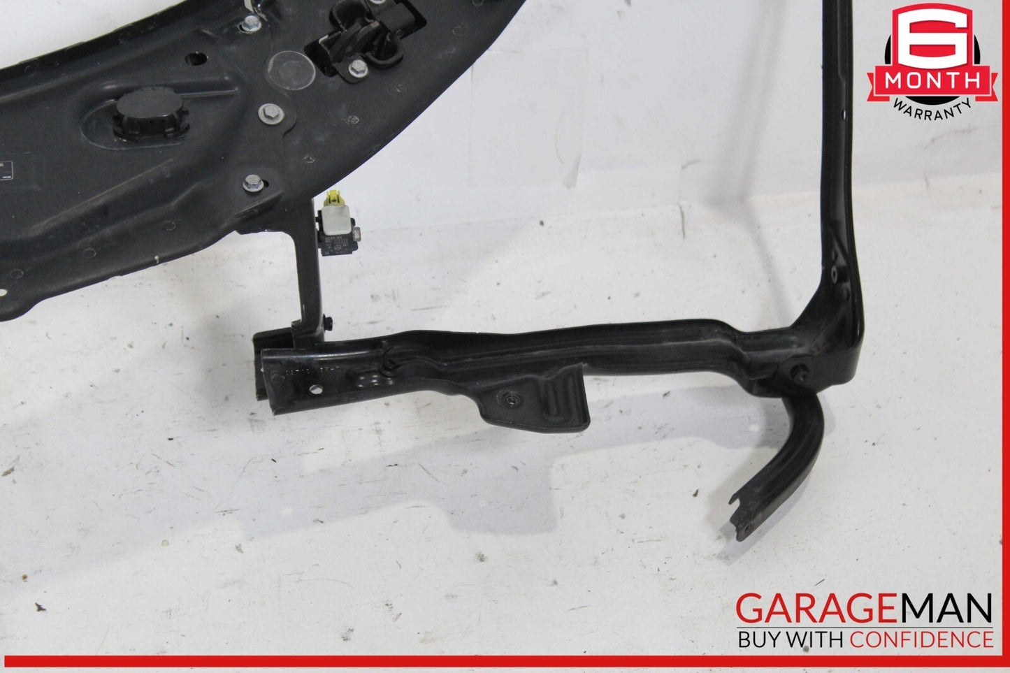 06-10 Mercedes W251 R350 Front Radiator Core Support Headlight Bracket Assembly