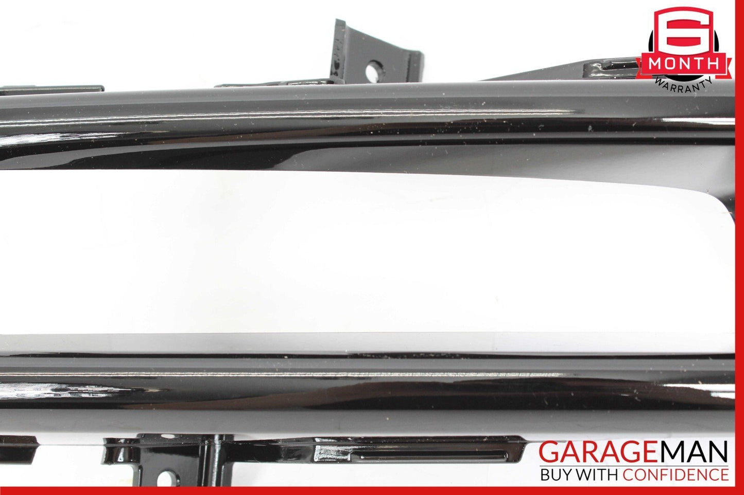 15-17 Land Rover Discovery Sport L550 Front Left Fog Bezel Trim OEM