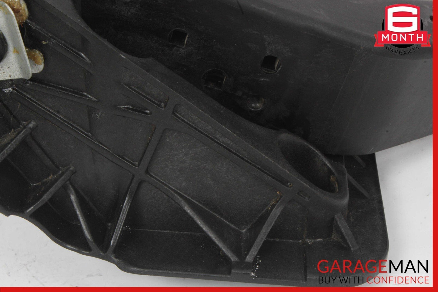 17-19 Alfa Romeo Giulia Brake Pedal 2589490007 OEM