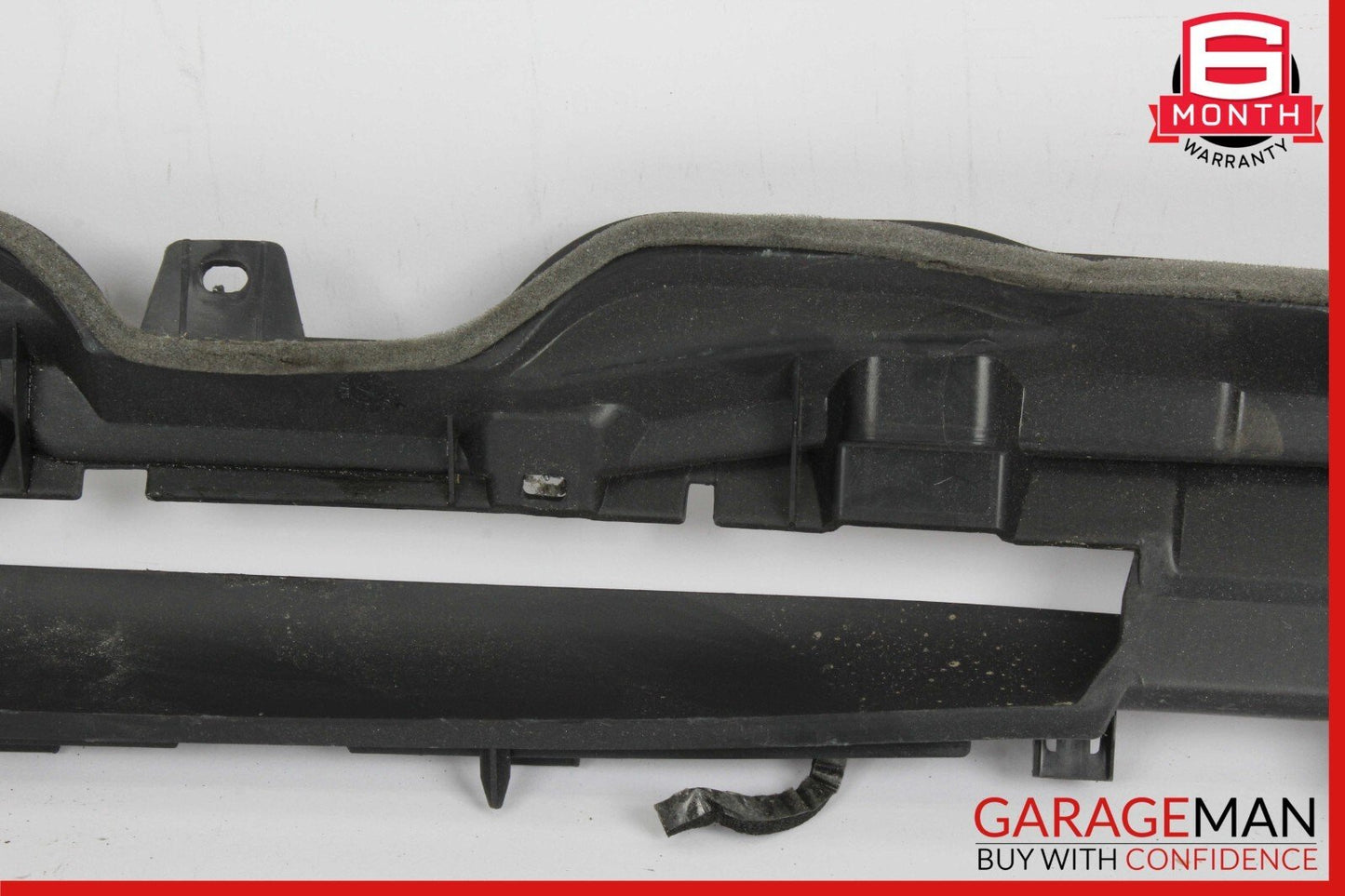 17-23 Tesla Model 3 Front Dash Windshield Finisher Bracket 162471600A