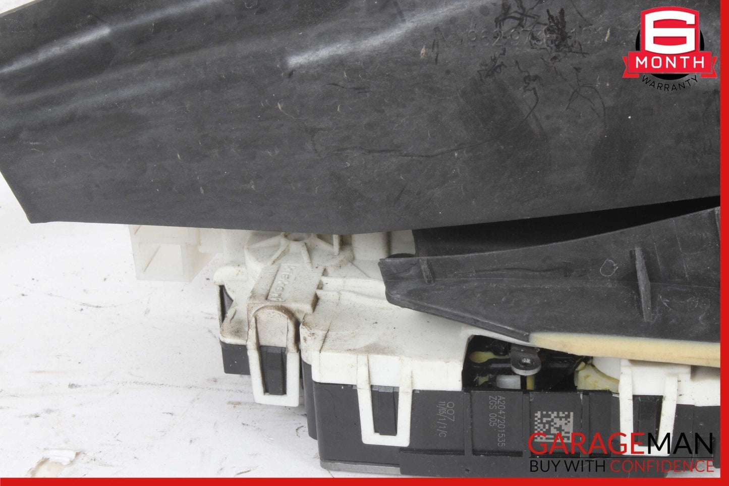 08-18 Mercedes W212 E350 C350 C250 Front Left Side Door Lock Latch Actuator OEM