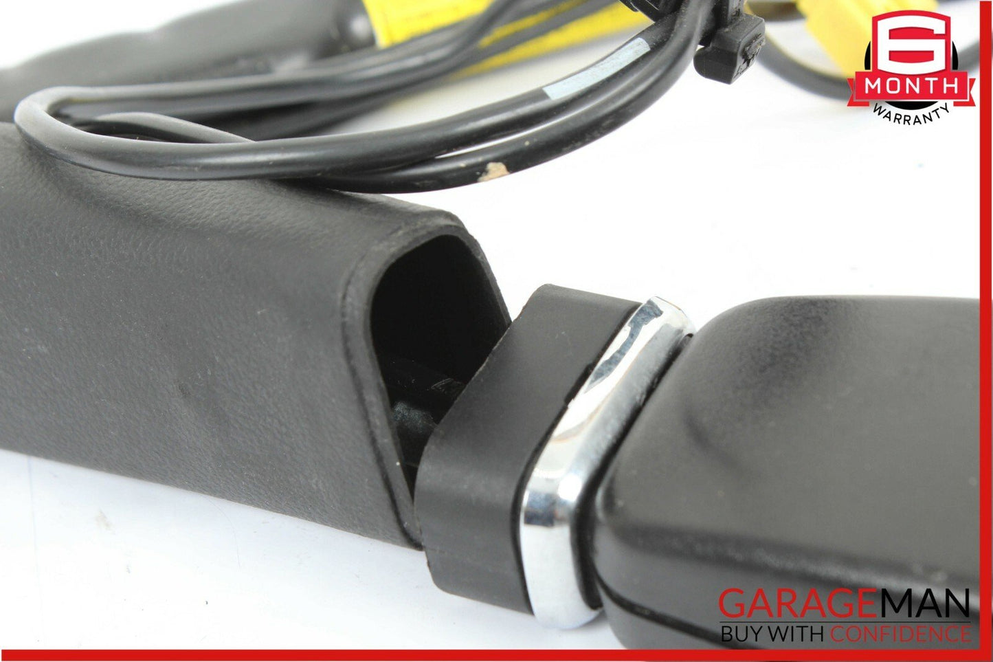 07-13 Mercedes W221 S550 Front Right Side Seat Belt Tensioner Receiver Buckle