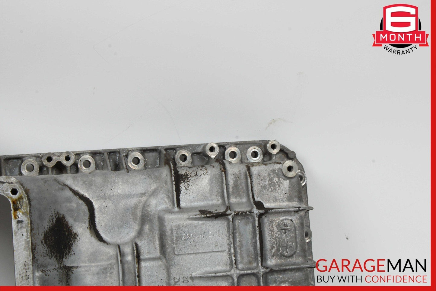 05-11 Mercedes W211 E350 C350 Engine Upper Oil Sump Baffle Pan 2720142102 OEM