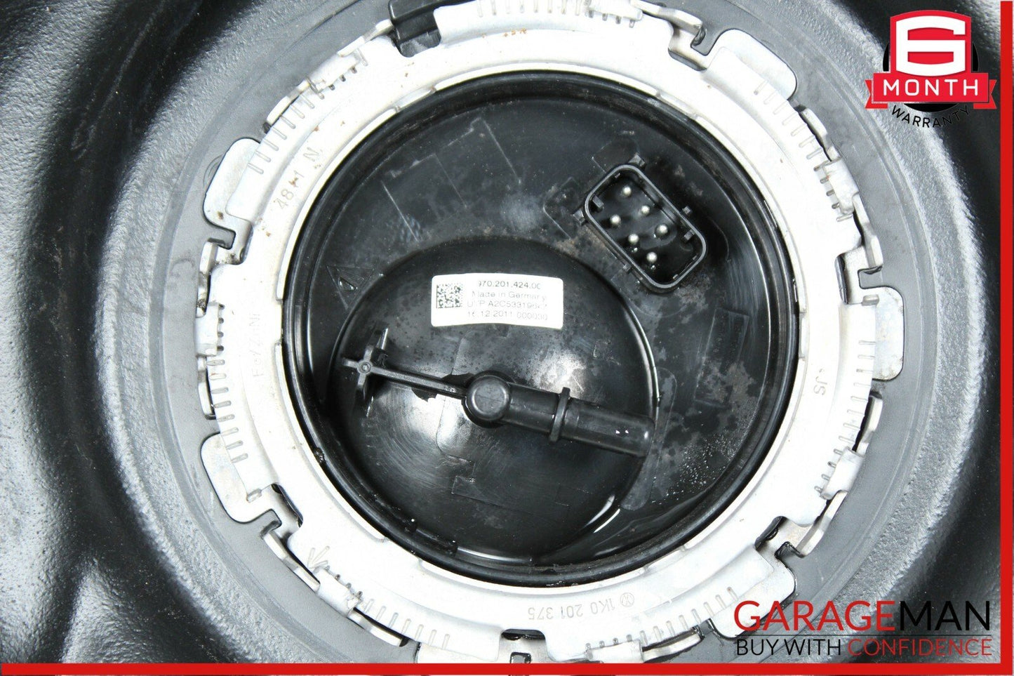 10-15 Porsche Panamera 970 21.1G 80 Liter Fuel Gas Tank Housing Filler Neck Assy