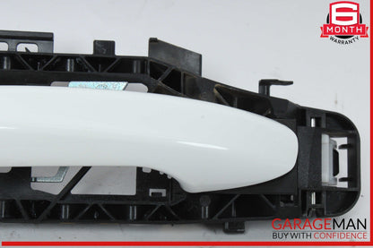15-20 Mercedes W213 E300 Front Left Side Exterior Door Handle Keyless Go OEM