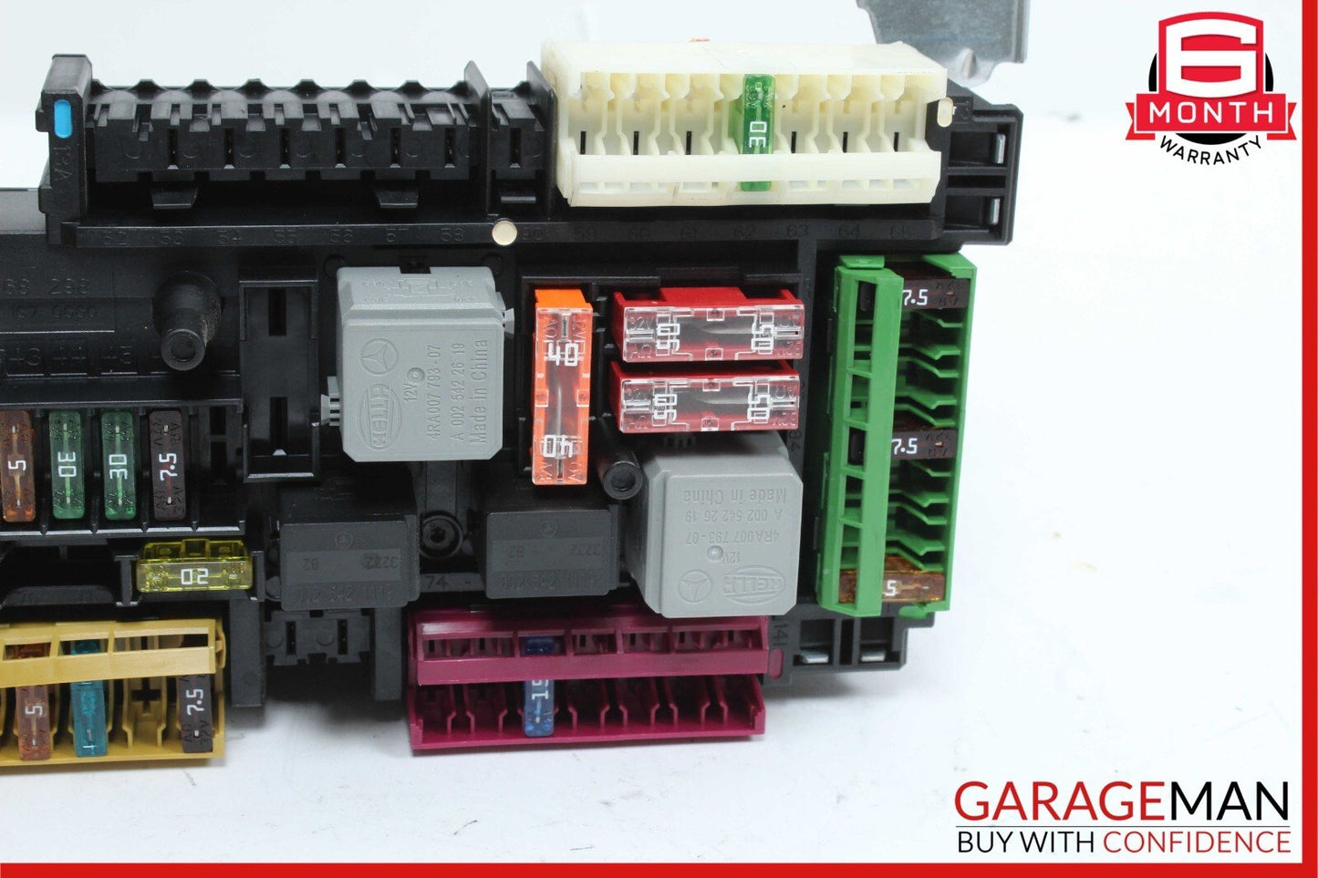 12-14 Mercedes W204 C250 C350 C63 AMG Rear SAM Module Relay Fuse Box Assembly