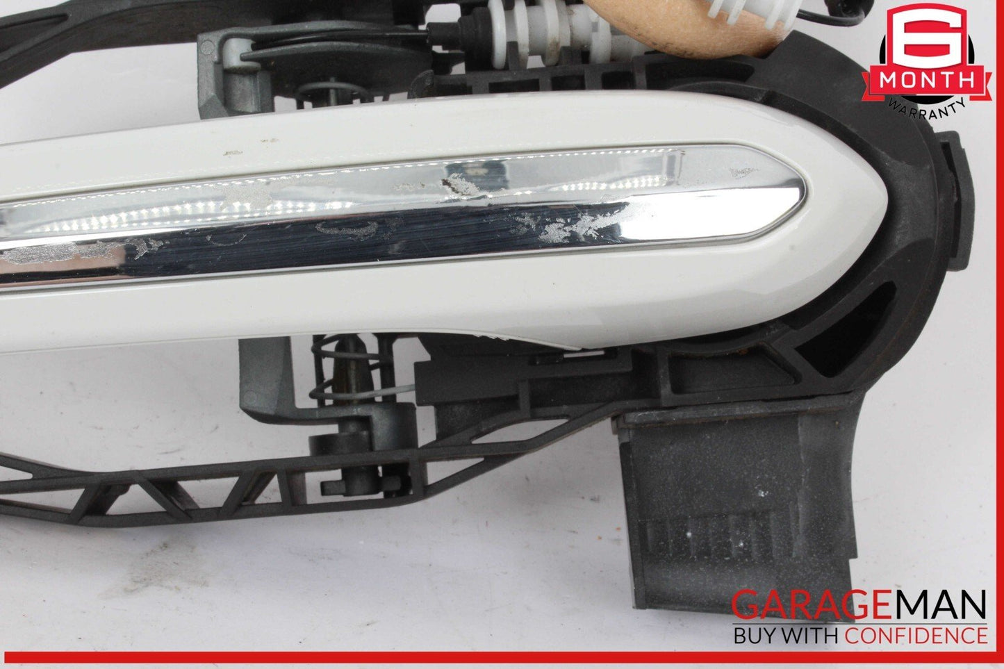 17-20 BMW 530E Front Right Passenger Side Exterior Door Handle White 9881776 OEM