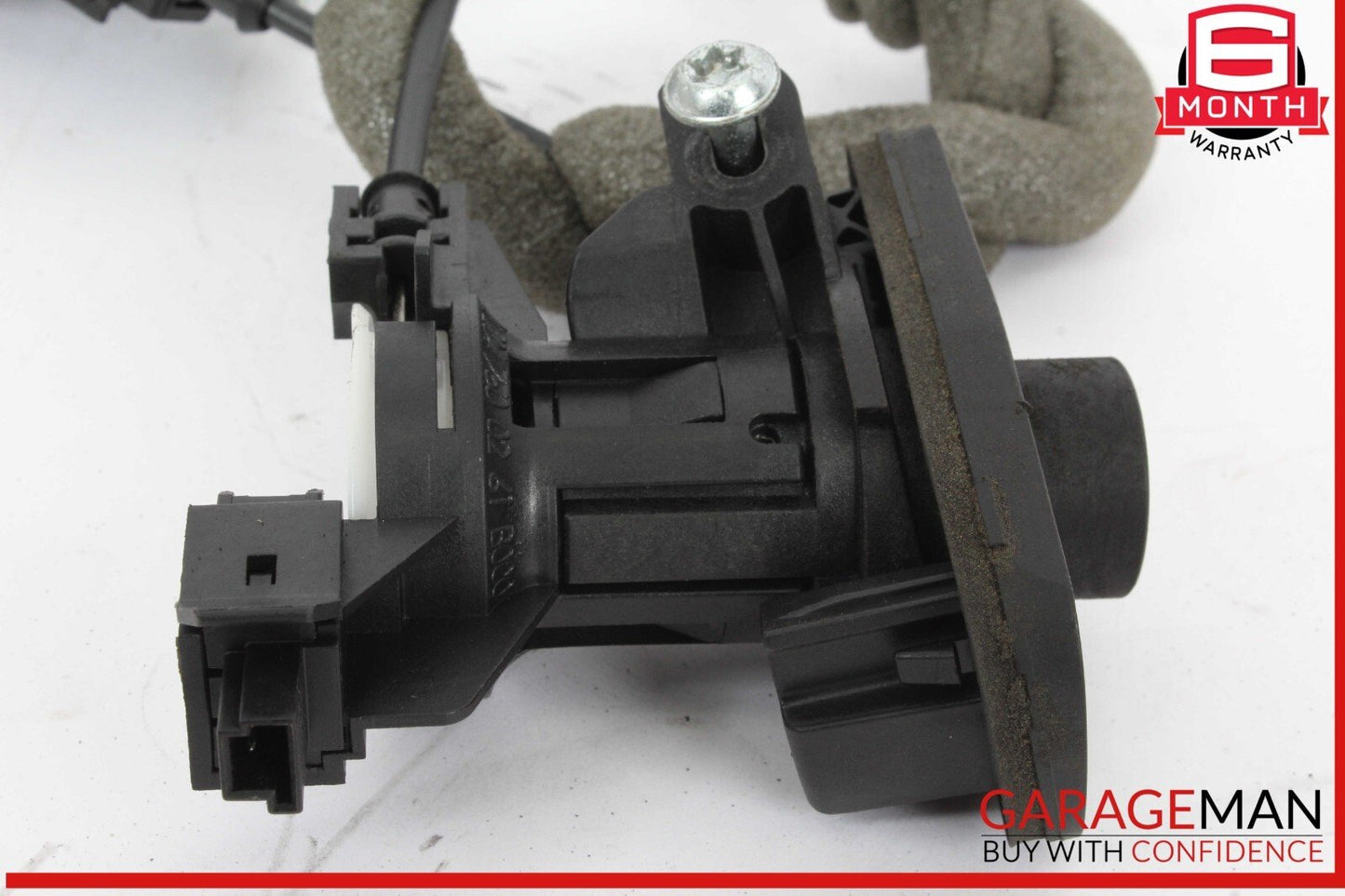 08-17 Mercedes W204 C300 C350 Trunk Lid Latch Lock Actuator 2047500185 OEM
