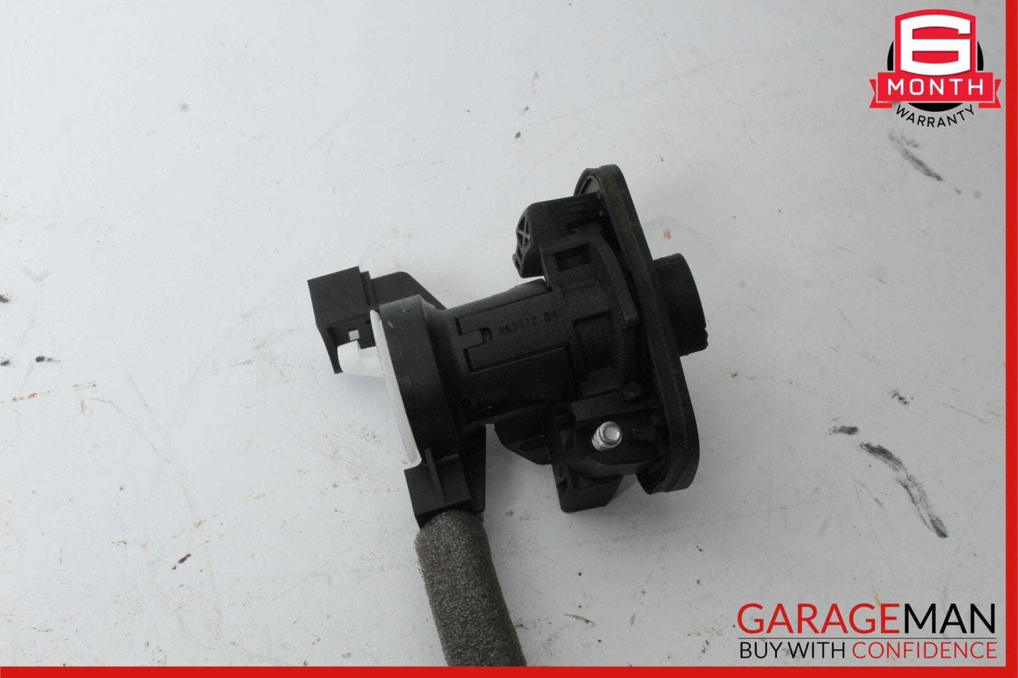 08-17 Mercedes C250 E350 Trunk Lid Latch Lock Actuator w/ Cylinder Lock Latch
