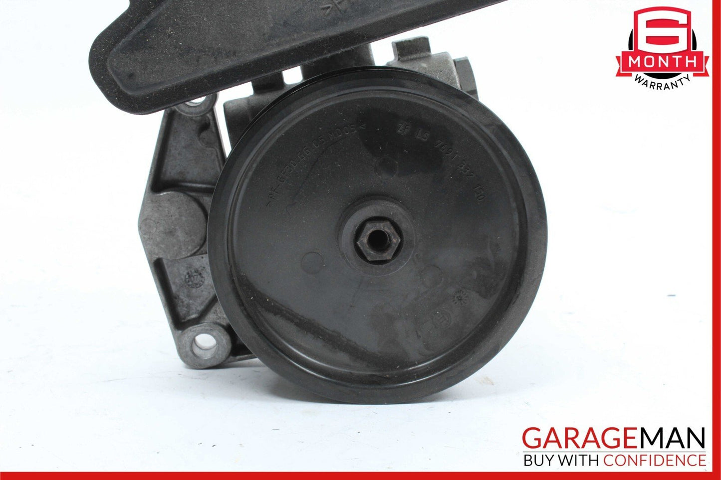 06-09 Mercedes W211 E350 CLS500 S500 Power Steering Pump Reservoir Assembly OEM