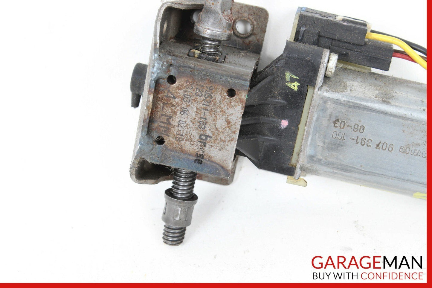 07-13 Mercedes W221 S550 Front Right Seat Adjustment Adjust Motor 0390203254 OEM