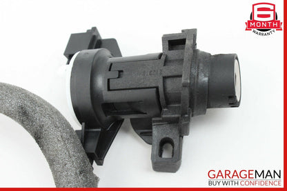 08-17 Mercedes W204 C300 Trunk Lid Latch Lock Actuator w/ Cylinder Lock Latch