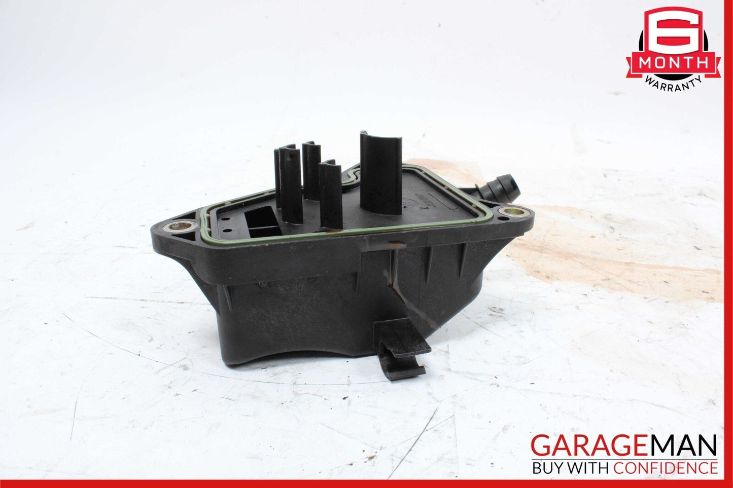 06-15 Mercedes R171 SLK300 E350 C300 Engine Oil Separator Cover 2720160134 OEM