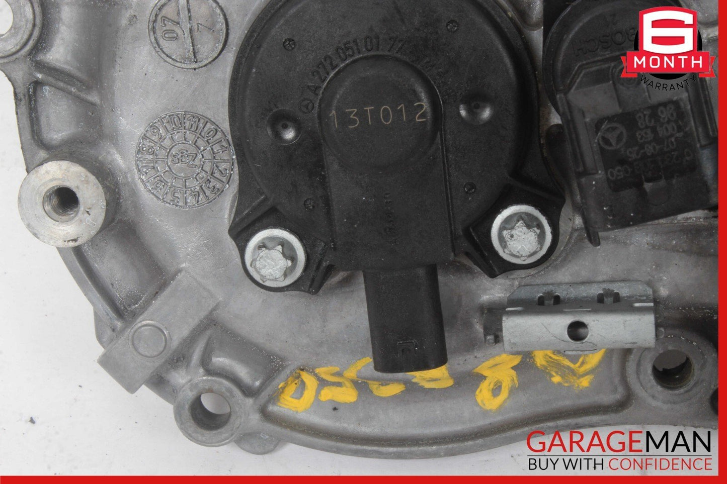 05-13 Mercedes W251 R350 E550 Front Left Side Engine Timing Chain Cover Plate