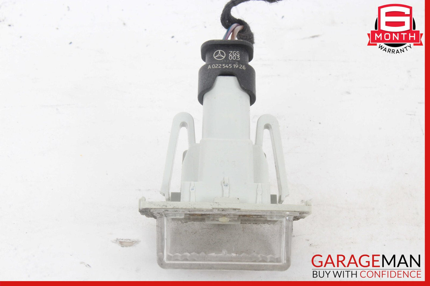 08-14 Mercedes W204 C250 Left or Right License Plate Lamp OEM