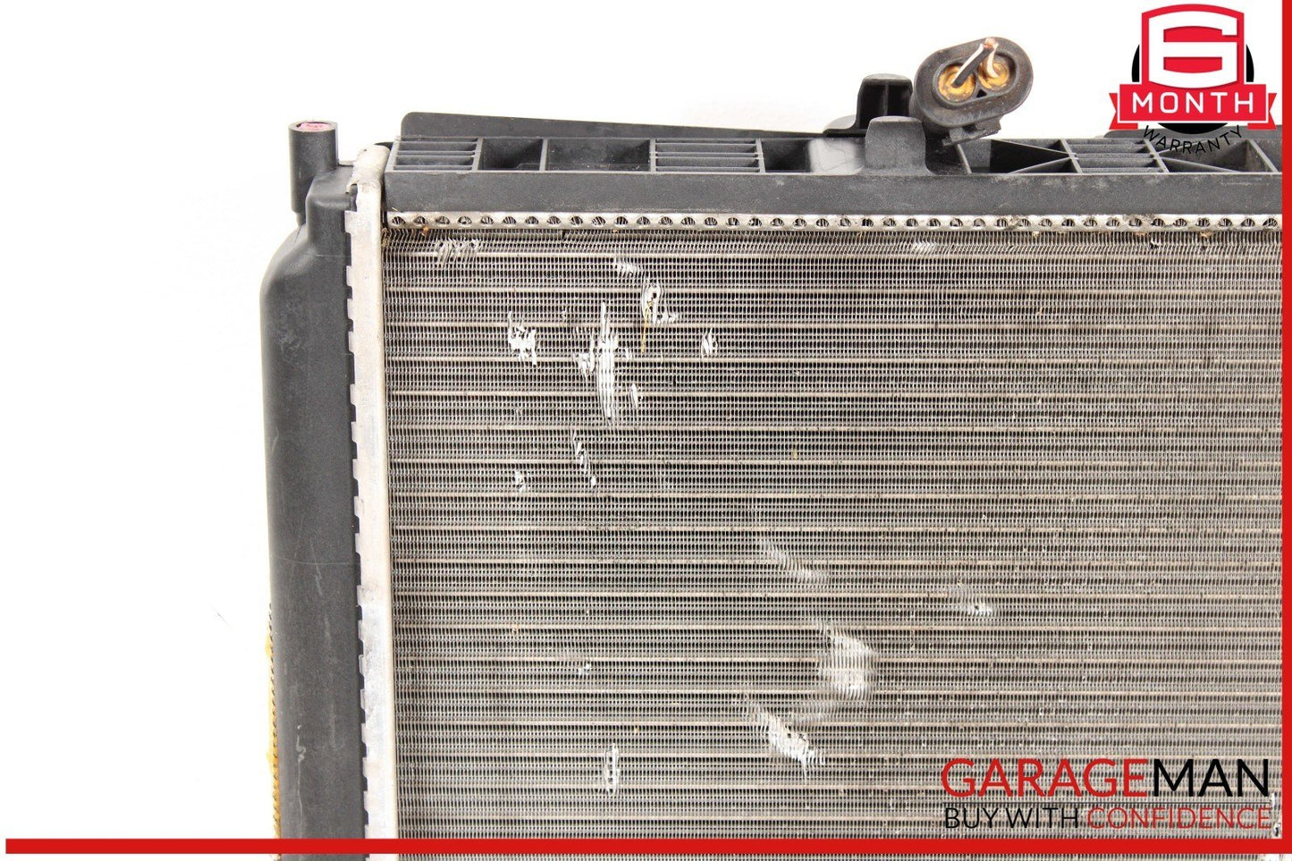 98-02 Mercedes W210 E320 Engine Motor Cooling Radiator Assembly OEM