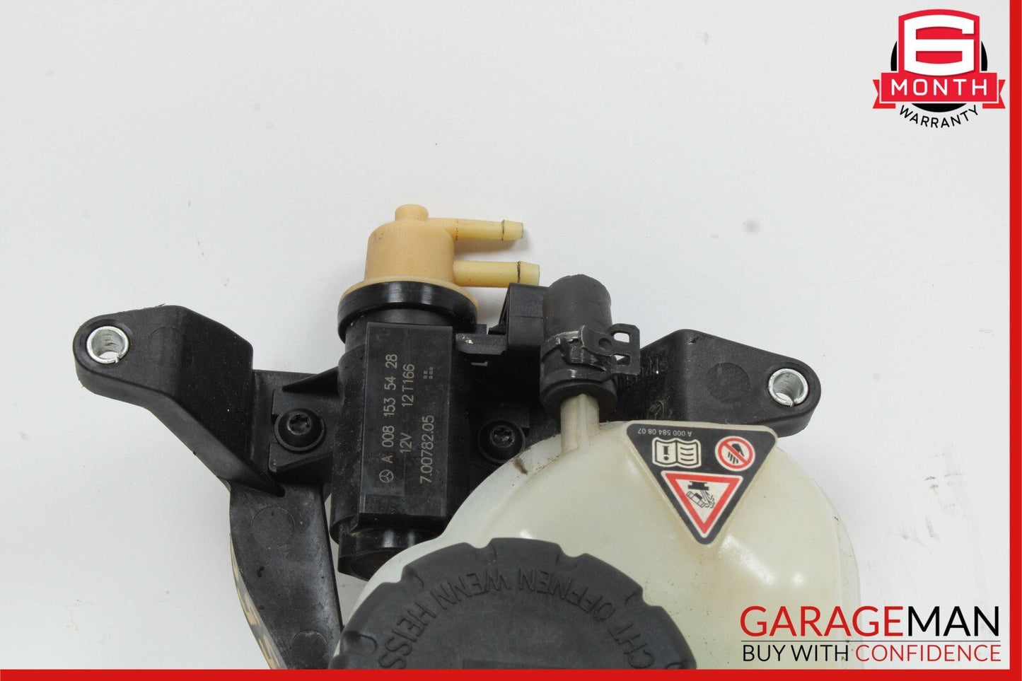 11-18 Mercedes W218 CLS550 E550 GL450 S550 Overflow Expansion Tank Intercooler